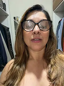 Mariiii_morena webcam
