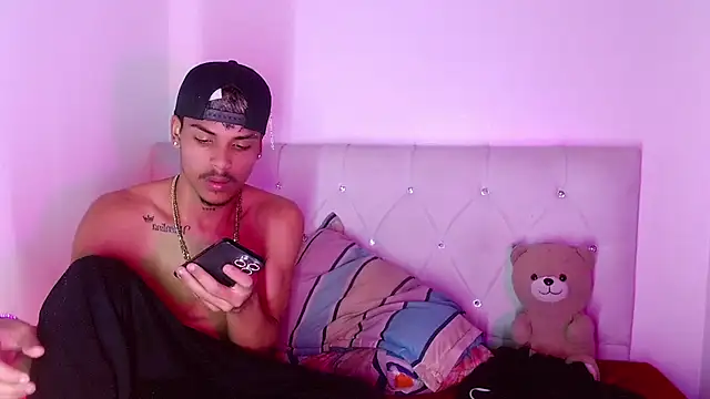 Angel_foxc13 webcam