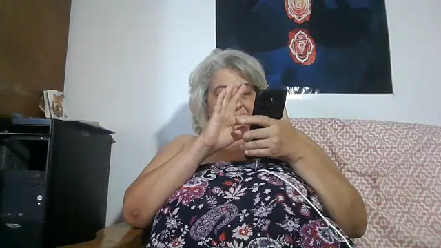 ExquisiteMature webcam