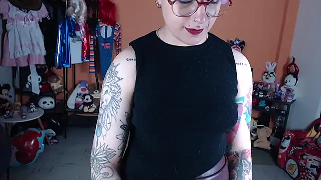 MissMiia2 webcam
