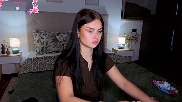 Silena_sky live cam on StripChat