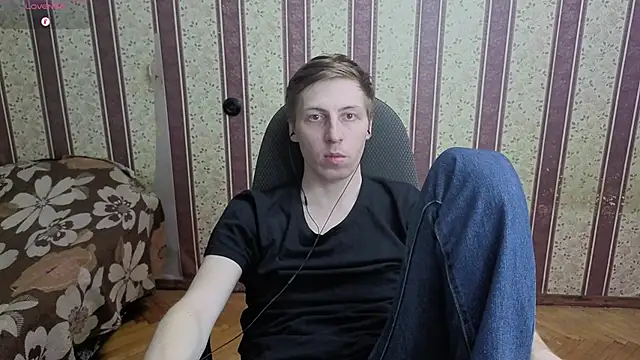 darien_brown's live room