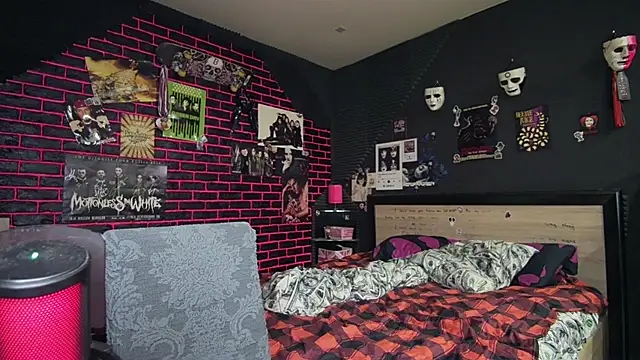 MessalinaOfficial webcam