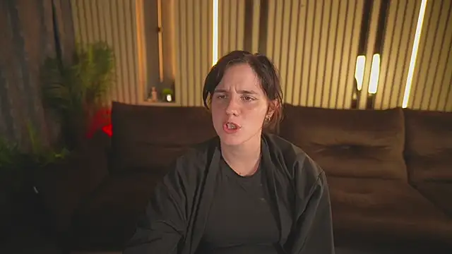 CassandraGold webcam