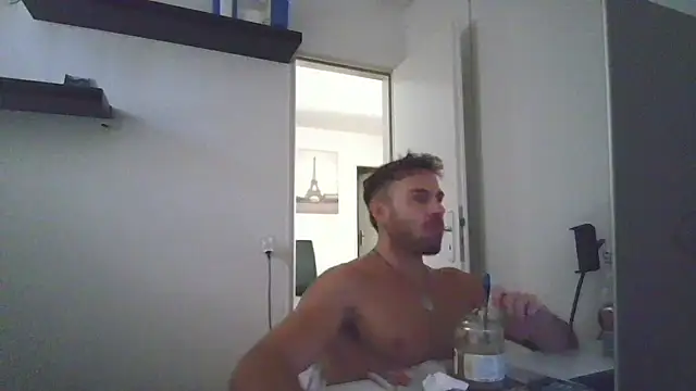 alpha-hunk live cam on StripChat