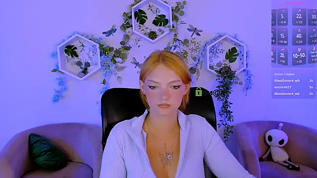 melody_sky_ webcam