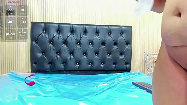 Veronica_Tits webcam