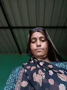 Radhika97A webcam