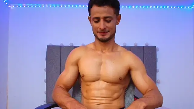Adonys_Lewis_ webcam
