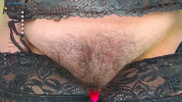 HairyQuinn webcam
