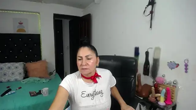 mature_bigboobs10 webcam