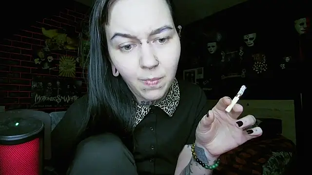 MessalinaOfficial webcam