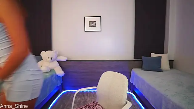 _Anna_Shine_ webcam