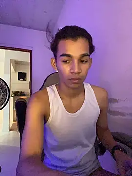 RoomExotic11 webcam