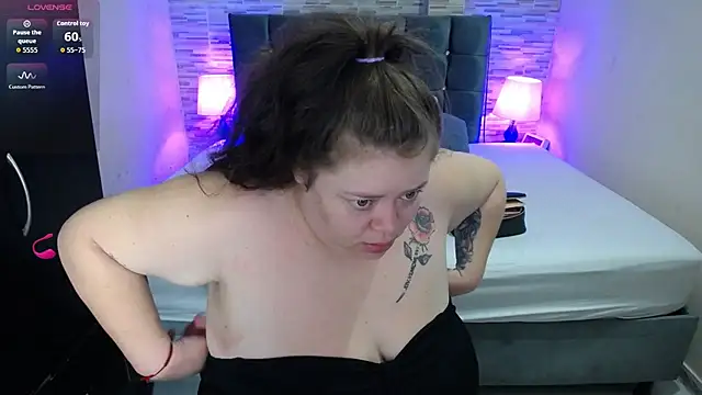Michellx_hot2 webcam