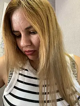 Passion-Blondy webcam