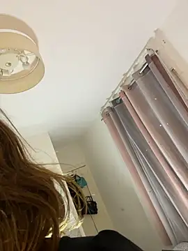 Nina_Velveta