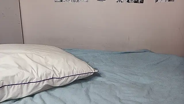 ViolettaCatechini webcam