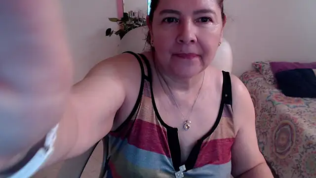 leonela_69