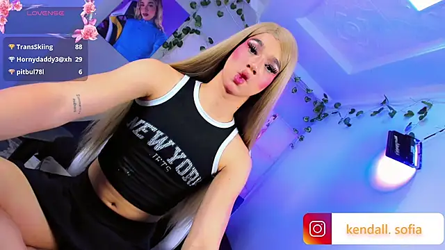 Sophiaa_doll_ webcam