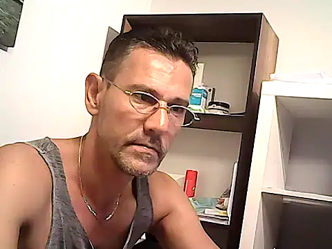 mastercharisma35 (Ask my age) - like ???? stand up okey.....