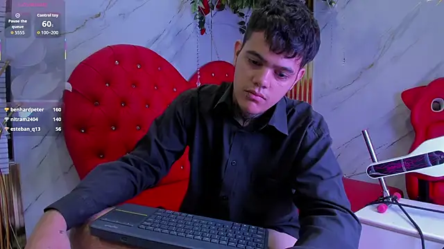leonel_bigcum webcam