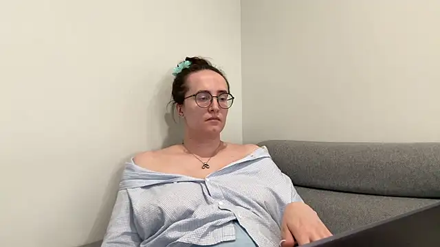 SofiaTease live cam on StripChat