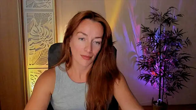 RebeccaMartinez webcam
