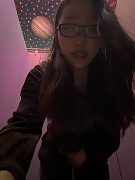 trytomakememoam webcam