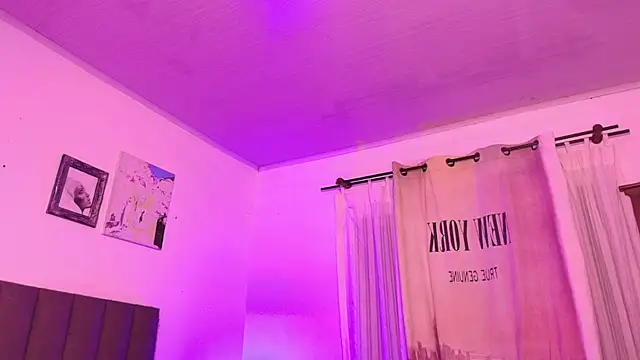 Varya_Ferreira webcam