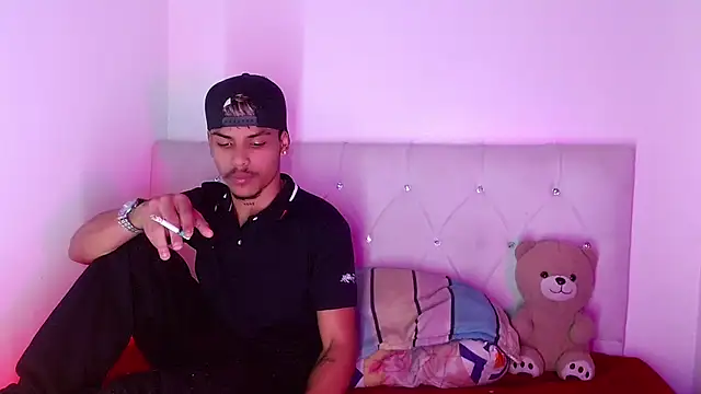 Angel_foxc13 webcam