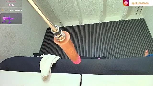 april_jhonsson webcam