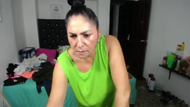 mature_bigboobs10 webcam