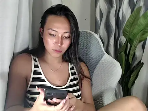 sweetiie_caren webcam