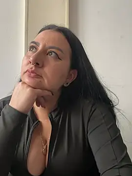 Abril_Luv webcam