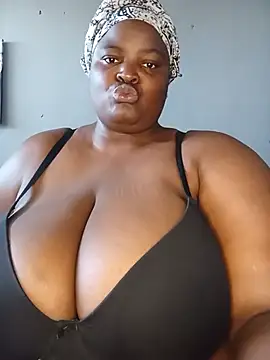ChubbyLucia webcam