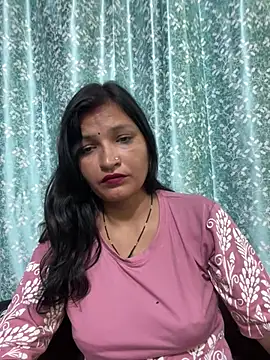 Priyaa_1433 webcam