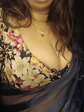 AASHIi_Love webcam