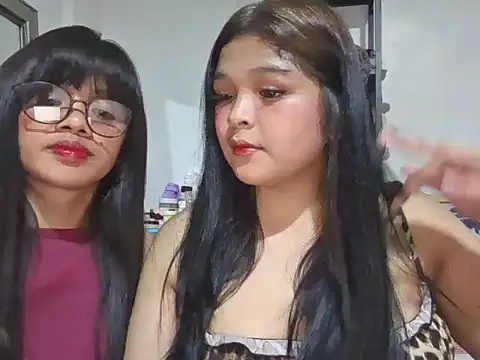 AsianPinayBigBusty webcam