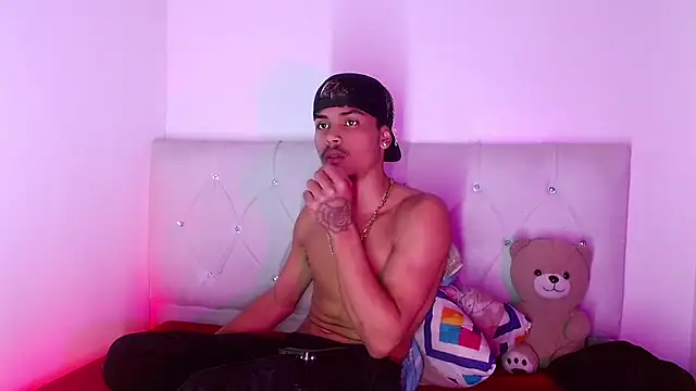 Angel_foxc13 webcam