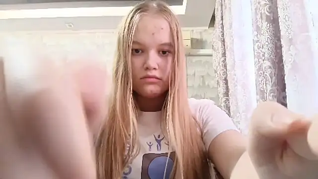 Lali_Boms
