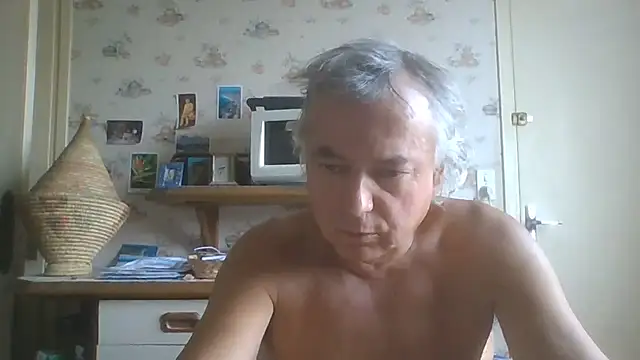 gegevincent5 live cam on StripChat