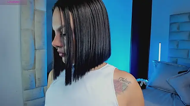HollyGrey_ webcam