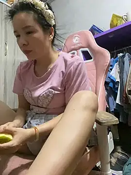 Ivy_Trix2 webcam