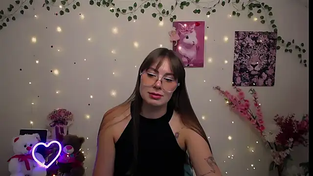 Amanda_Bright_ live cam on StripChat