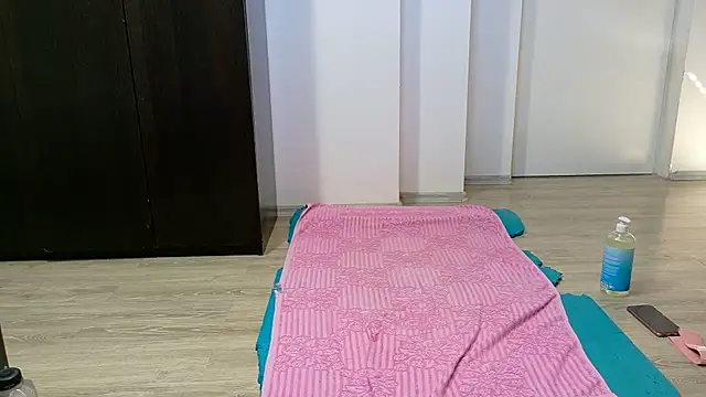 SweetMaddy888 webcam