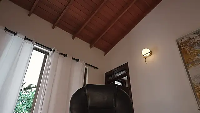 NaomiSainz webcam