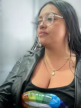 Mia_Risky-1 webcam