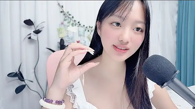 Winnie666999 webcam