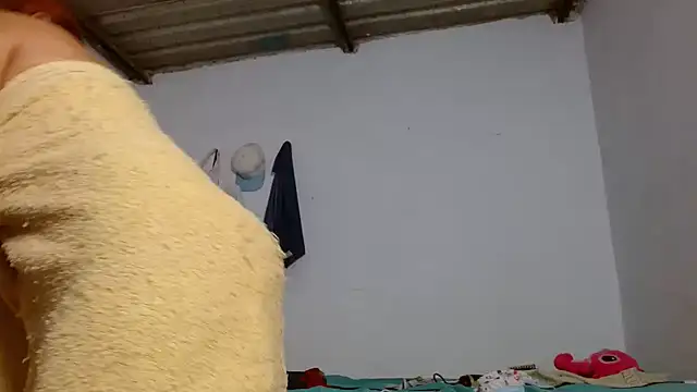 Allyson_Mature